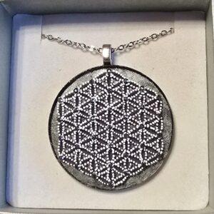 Élet virága mandala nyakék bíbor-ezüst